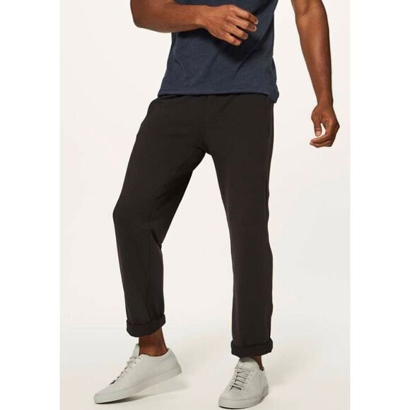 LULULEMON ATHLETICA Discipline Pant '32" In Black Size Small - Picture 1 of 7